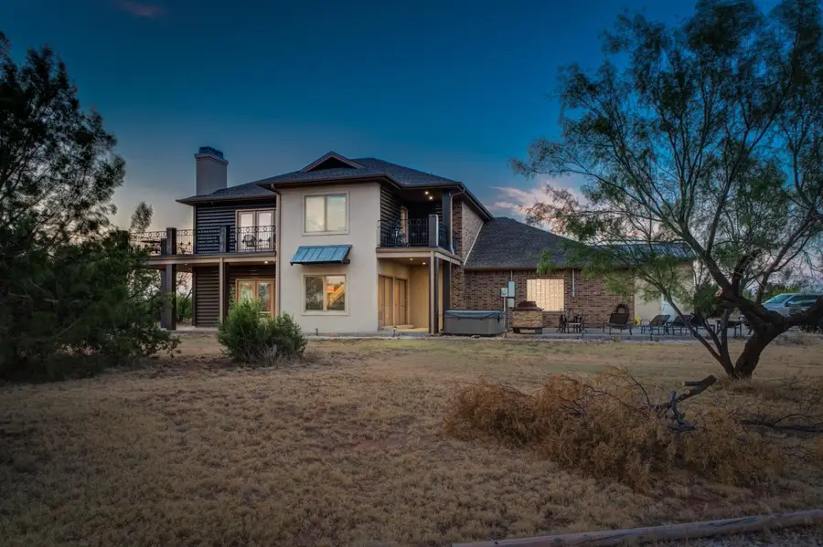 115 Sierra Vista Drive, Justiceburg, TX 79330 - Image #2