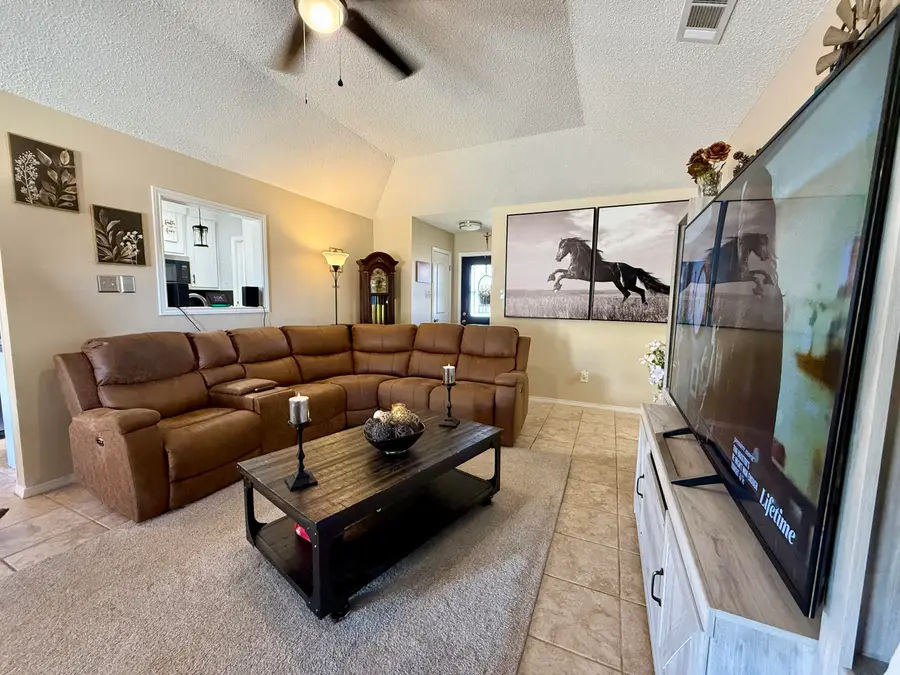 8203 Waco Avenue, Lubbock, TX 79423 - Image #3