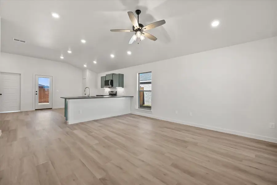 1301 N Chicago Avenue, Lubbock, TX 79416 - #3