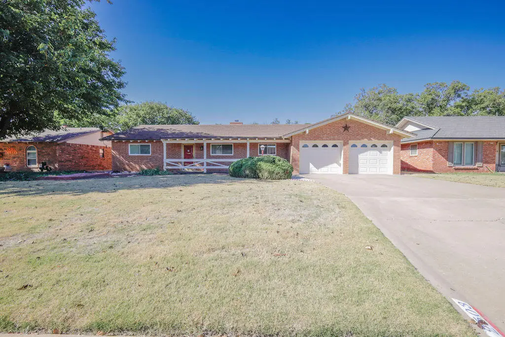 2503 Holliday Street, Plainview, TX 79072 - Image #1