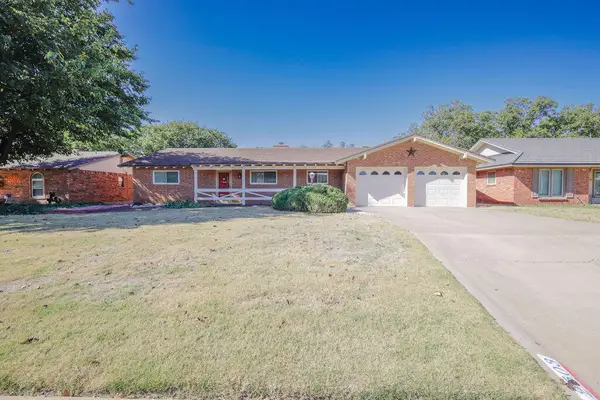 2503 Holliday Street, Plainview, TX 79072
