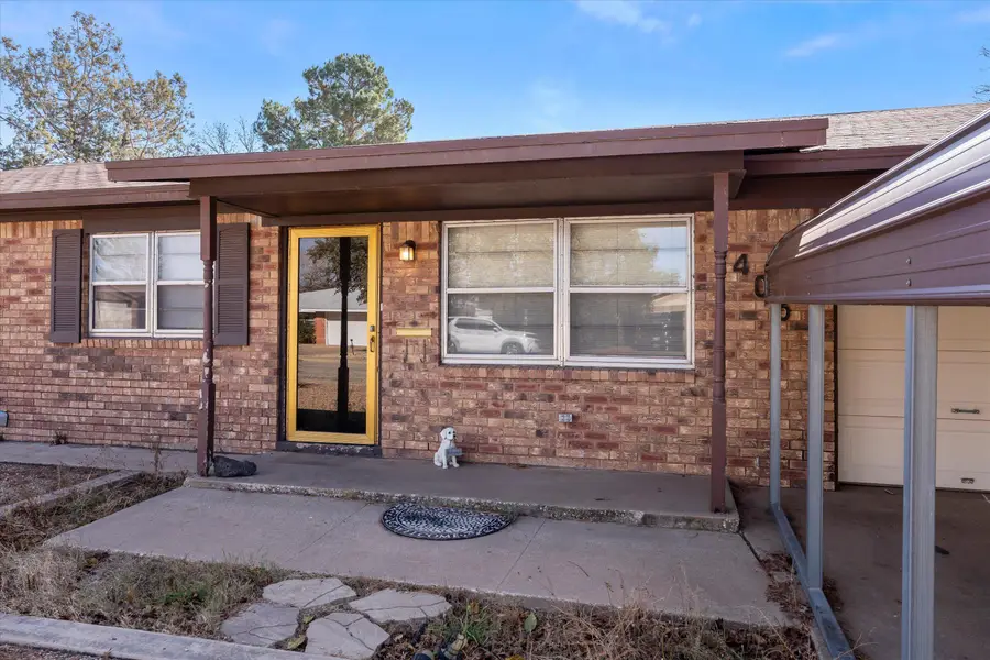 406 Poplar Street, Levelland, TX 79336 - Image #2