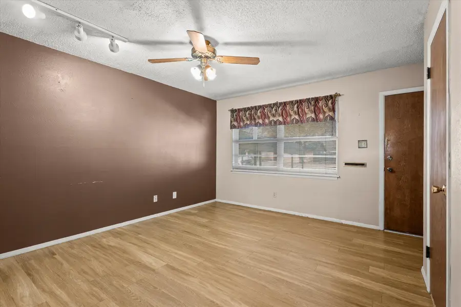 406 Poplar Street, Levelland, TX 79336 - Image #3