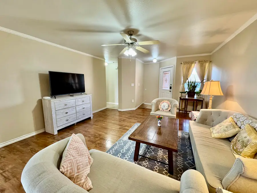 602 N Bangor Avenue, Lubbock, TX 79416 - Image #2