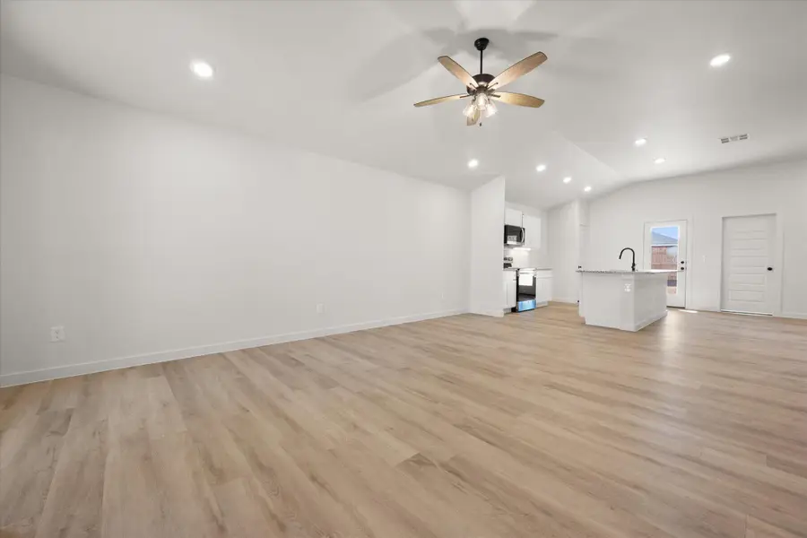 6304 Virginia Avenue, Lubbock, TX 79407 - Image #3