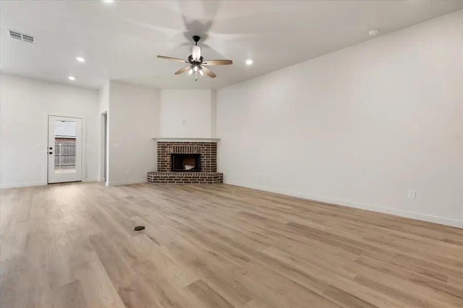 2001 Cottonwood Avenue, Wolfforth, TX 79382 - #3