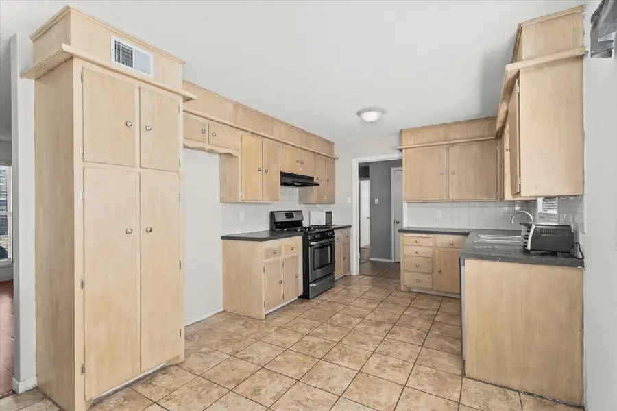 5436 15th Street, Lubbock, TX 79416 - Image #2