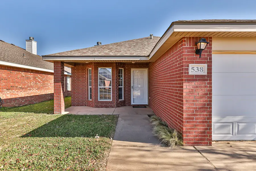 538 N Kirby Avenue, Lubbock, TX 79416 - Image #2