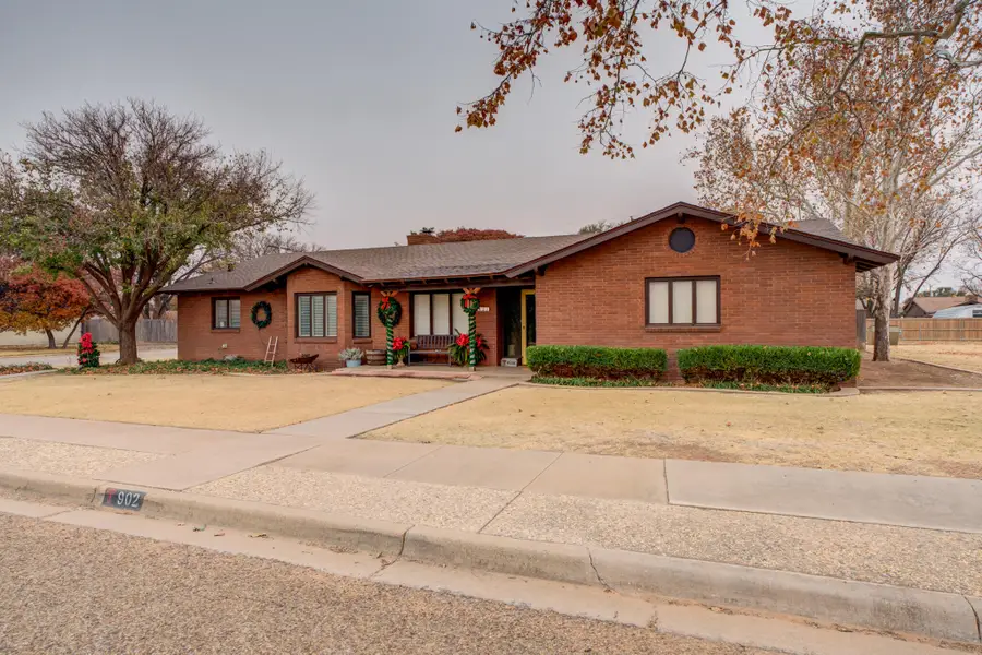 902 W 6th Street, Idalou, TX 79329 - Image #3