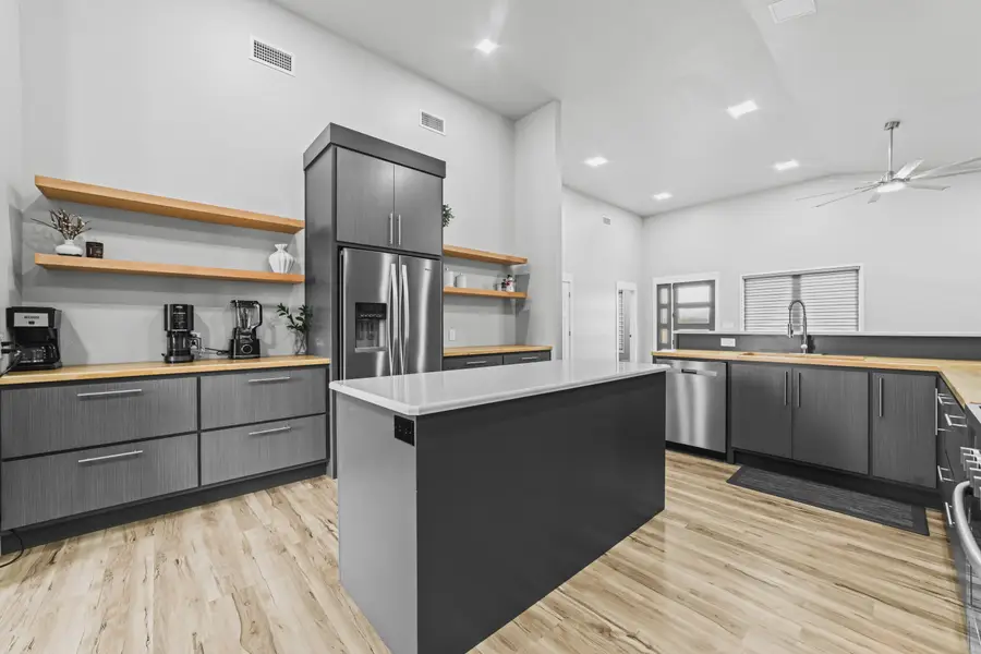 273 County Rd. 304 E, Seminole, TX 79360 - Image #2