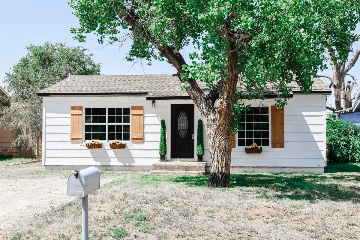 112 SW 8th Street, Plainview, TX 79072 - Image #1