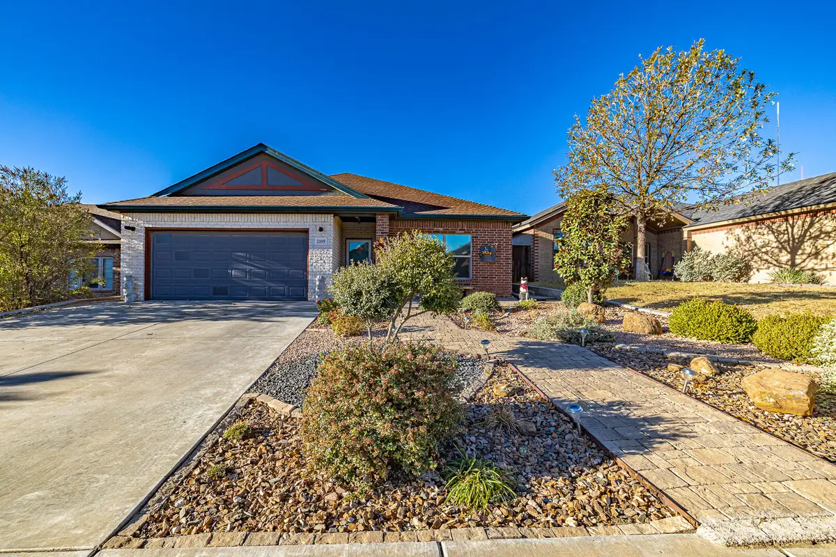 2109 101st Street, Lubbock, TX 79423 - Image #1