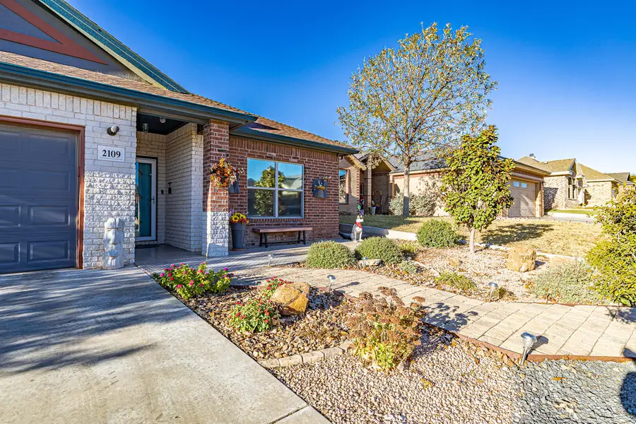 2109 101st Street, Lubbock, TX 79423 - Image #3