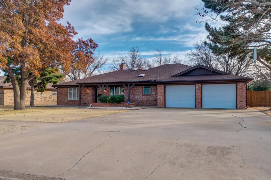905 W Jackson Street, Floydada, TX 79235 - Image #2