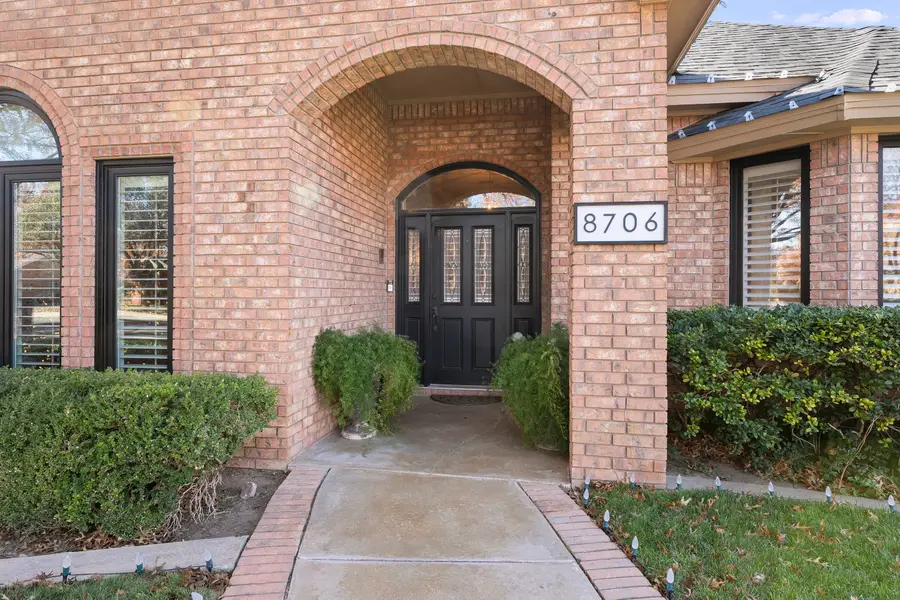 8706 Salem Avenue, Lubbock, TX 79424 - Image #2