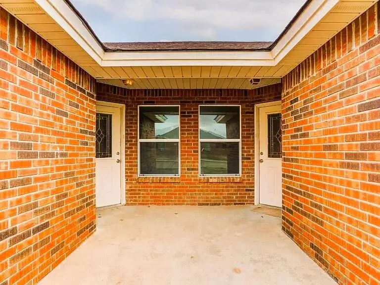 608 N Bangor Avenue, Lubbock, TX 79416 - Image #2