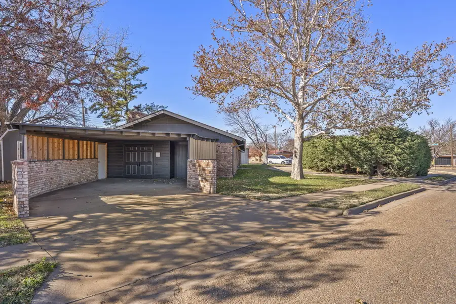 407 North Drive, Abernathy, TX 79311 - #2