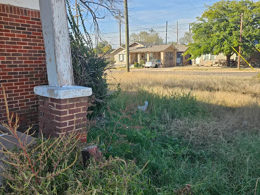 1704 Avenue O, Lubbock, TX 79401 - Image #2