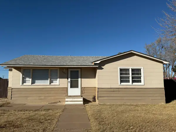 2305 E 2nd Street, Petersburg, TX 79250