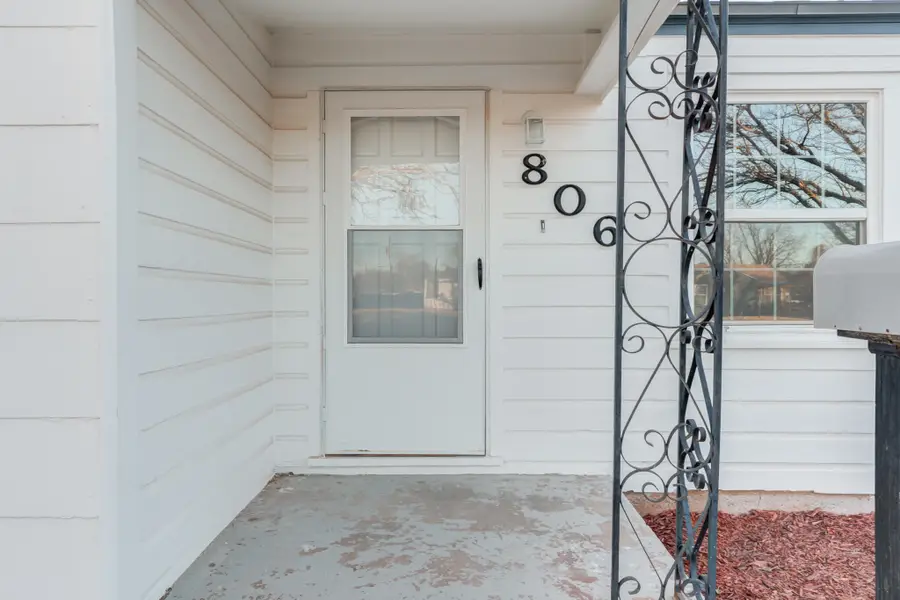 806 E Lons Street, Brownfield, TX 79316 - Image #3