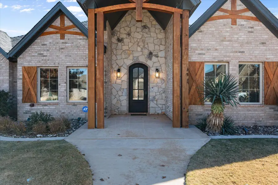 717 N 7th Street, Wolfforth, TX 79382 - Image #3