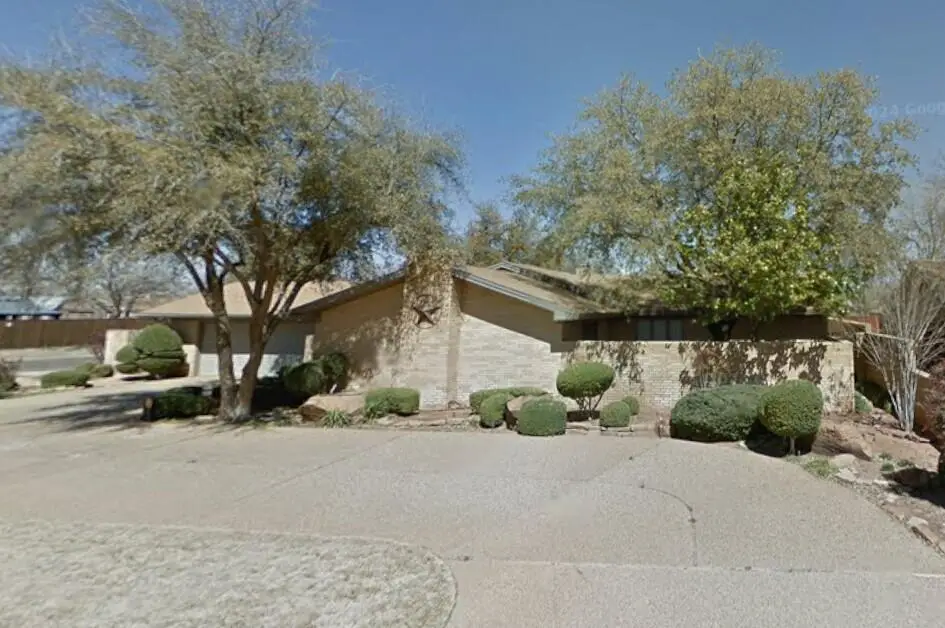 1701 E Carter Drive, Brownfield, TX 79316 - Image #1