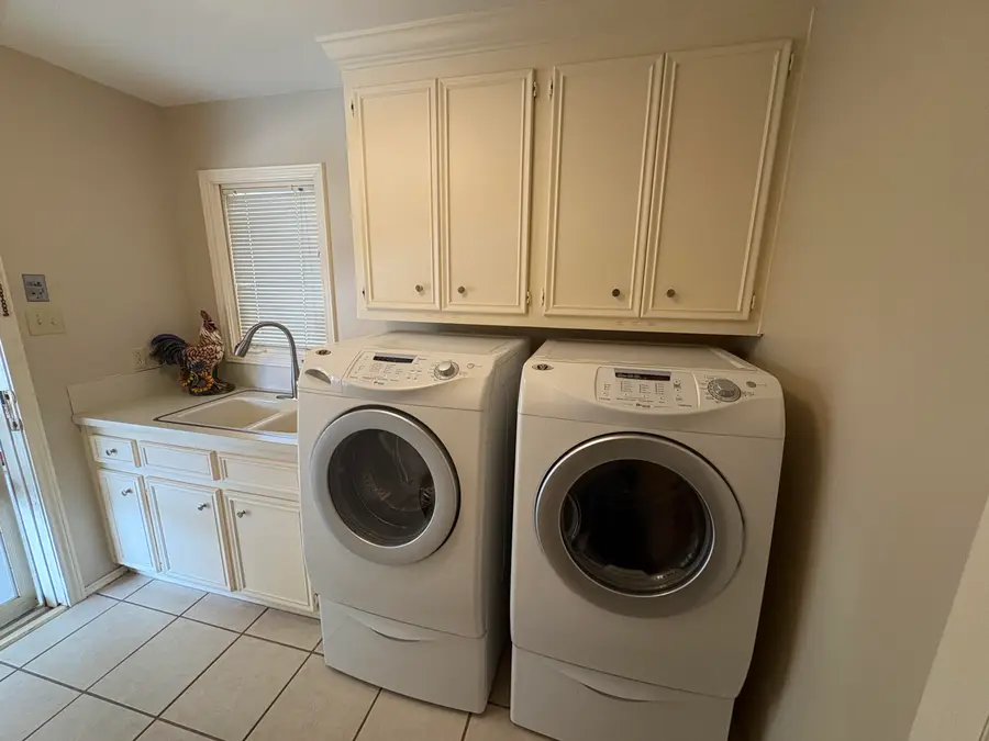 1701 E Carter Drive, Brownfield, TX 79316 - Image #3