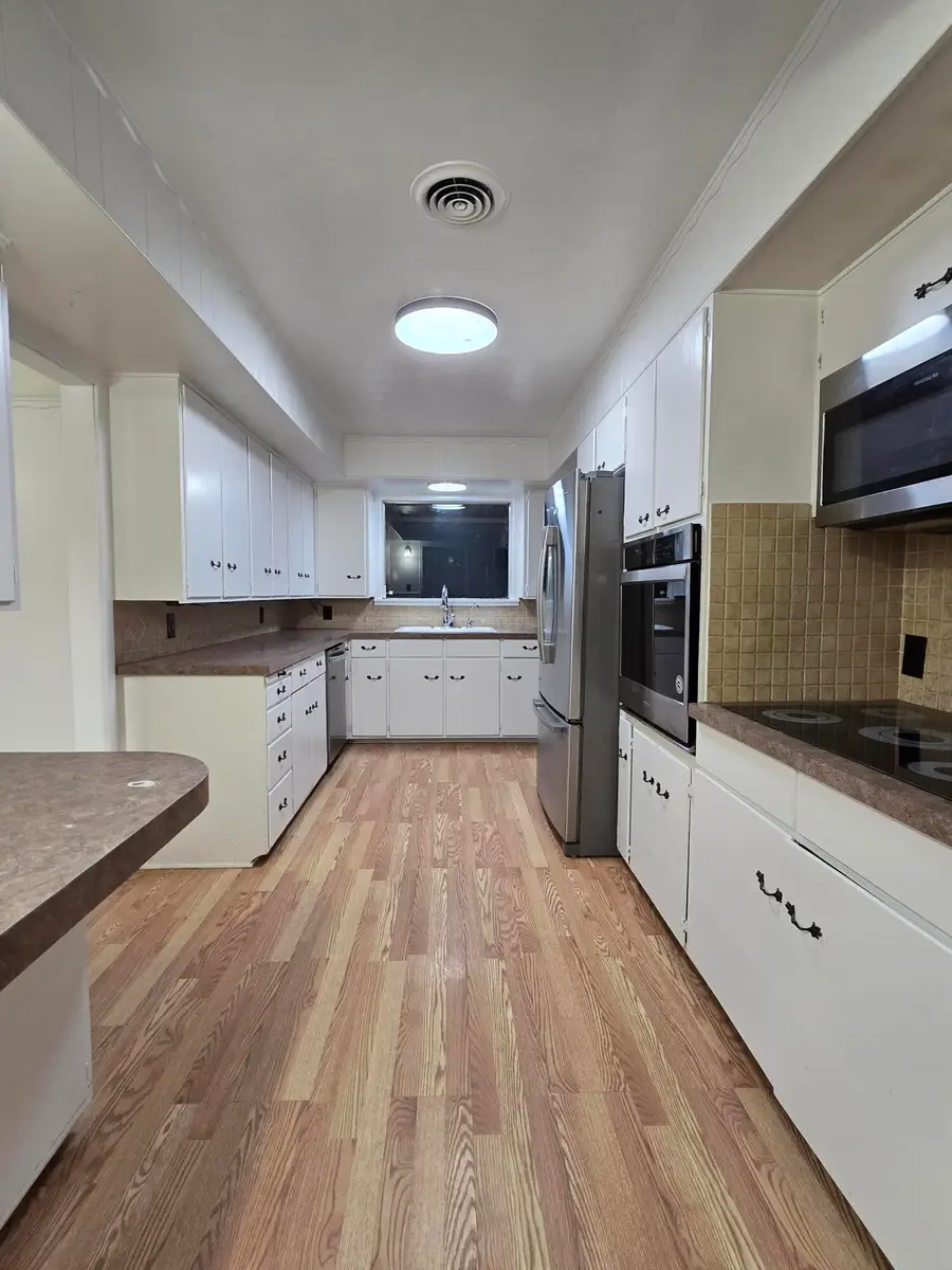 2229 S 6th Street, Lamesa, TX 79331 - Image #3