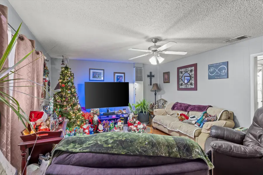 805 Avenue C, Levelland, TX 79336 - Image #3