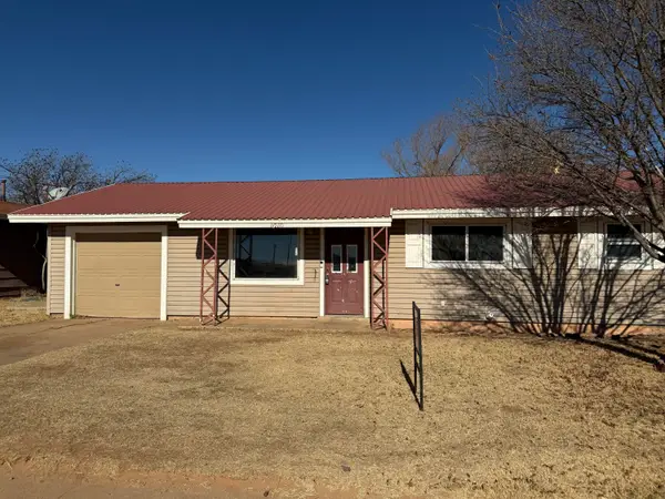 1010 W Hockley Street, Slaton, TX 79364