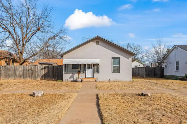 620 S 11th Street, Slaton, TX 79364