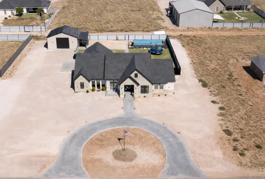 242 Co Rd 304, Seminole, TX 79360 - Image #2