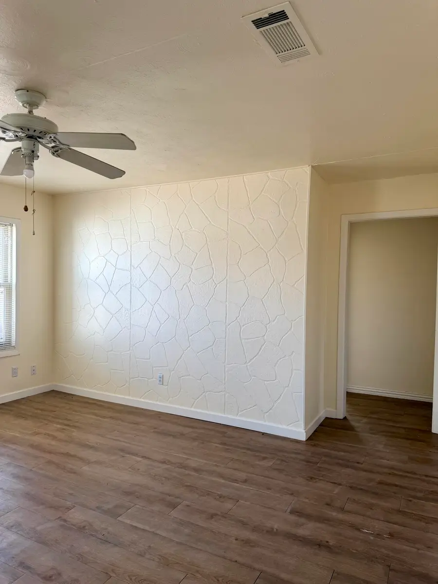 616 N Hudson Avenue, Lubbock, TX 79415 - Image #3