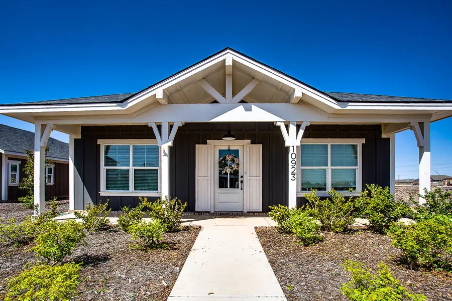 10923 Norwich Avenue, Lubbock, TX 79424 - Image #2