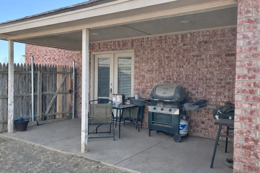 10202 Huron Avenue, Lubbock, TX 79424 - Image #2
