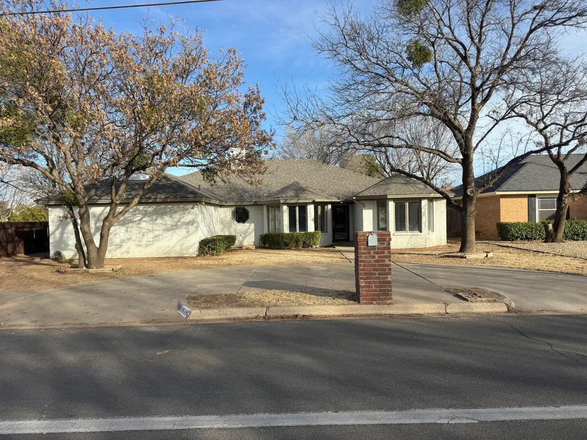 8201 Chicago Avenue, Lubbock, TX 79424 - Image #1