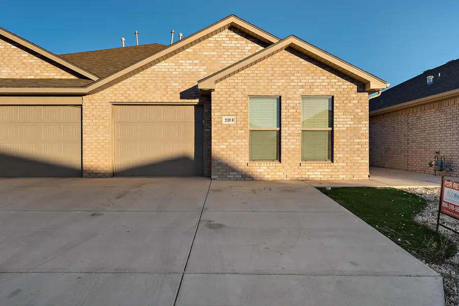 2120 N Avenue J, Lubbock, TX 79403 - Image #2