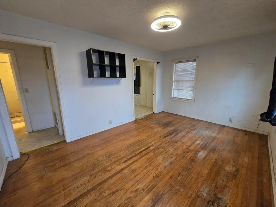 807 NW 8th Street, Seminole, TX 79360 - Image #3