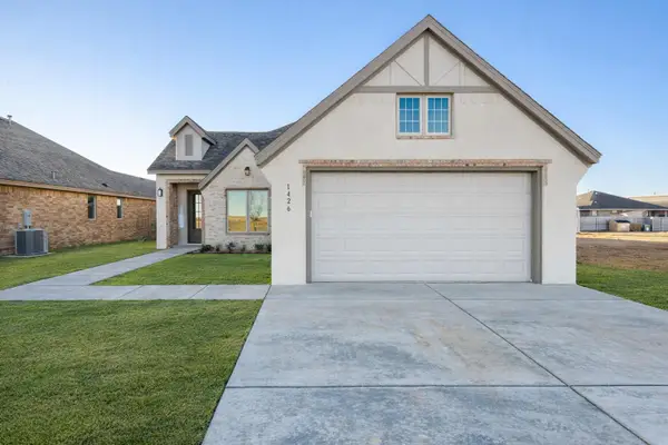 1426 15th Street, Shallowater, TX 79363