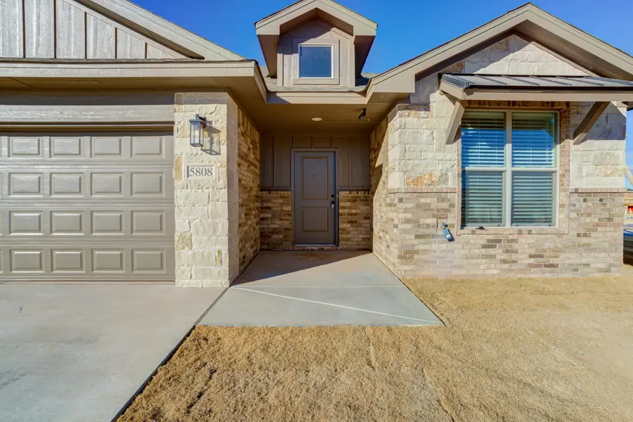 5808 Viola Avenue, Lubbock, TX 79407 - #2