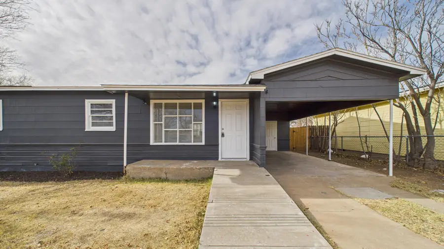 615 N Hudson Avenue, Lubbock, TX 79415 - Image #2