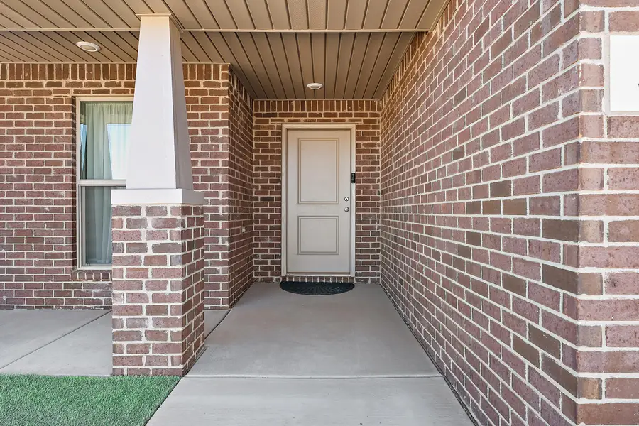 315 E 34th Street, Wolfforth, TX 79382 - Image #2