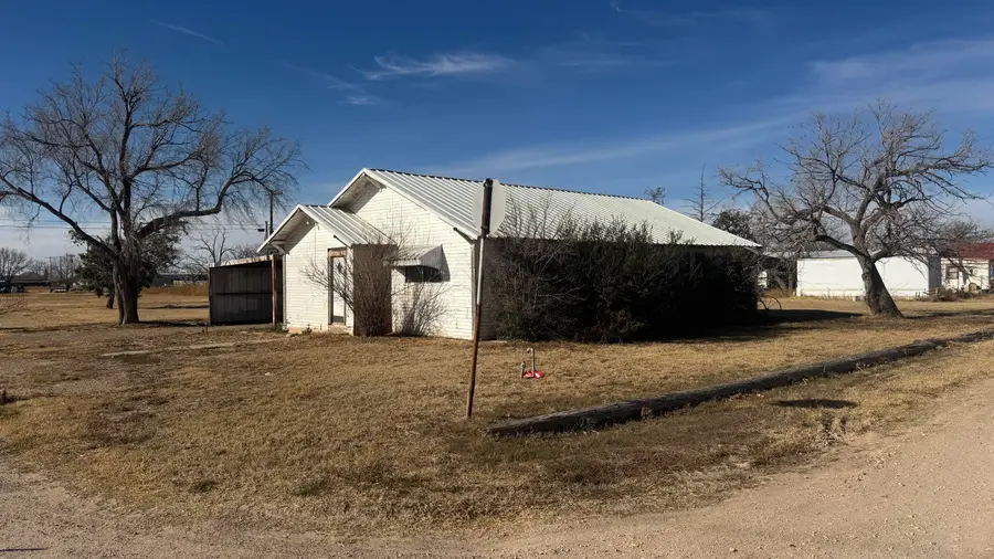 311 11th Street, Ralls, TX 79357 - #3
