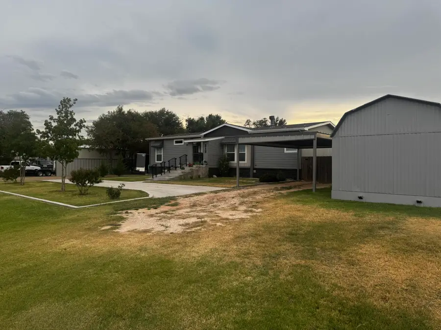 313 Pierce Street, Whiteface, TX 79379 - #2