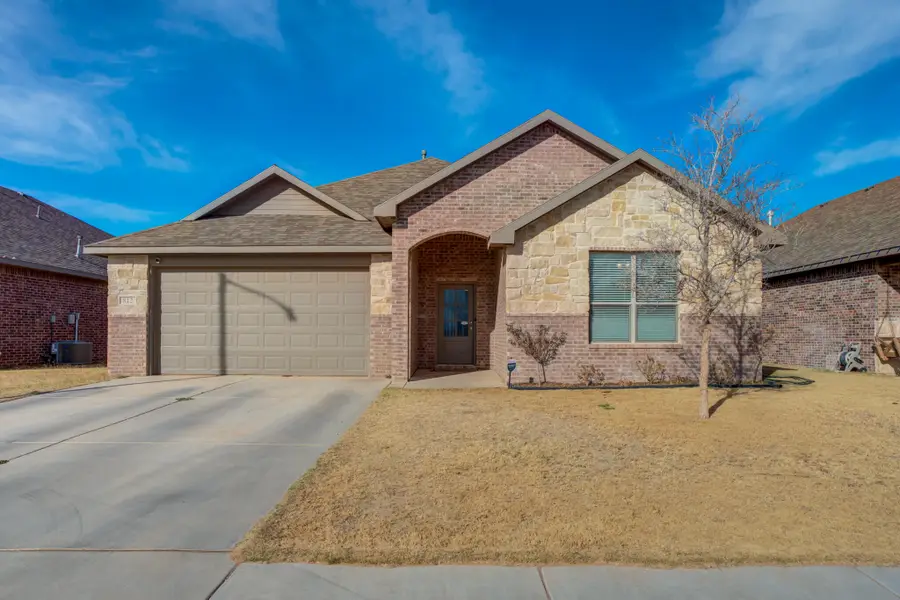 812 N 3rd Street, Wolfforth, TX 79382 - Image #2