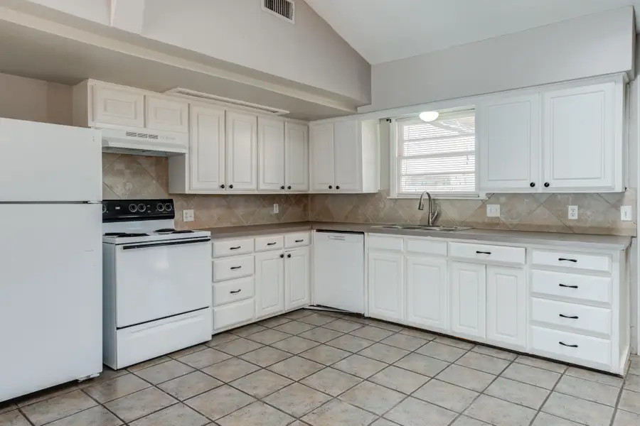 4824 6th Street, Lubbock, TX 79416 - Image #3