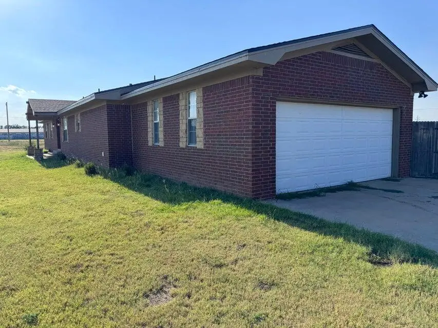 1024 W Apogee Drive, Lockney, TX 79241 - #2