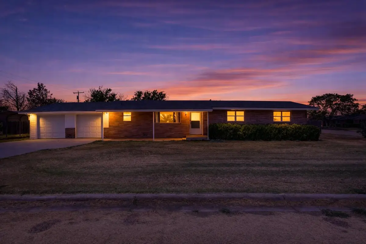 1619 Ave L, Ralls, TX 79357 - #1