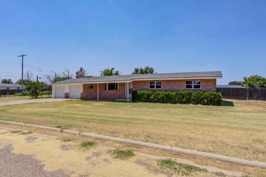 1619 Ave L, Ralls, TX 79357 - #3