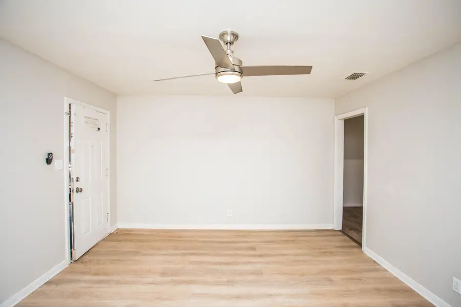 2012 49th Street, Lubbock, TX 79412 - Image #3